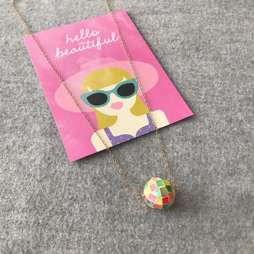 Shell necklace